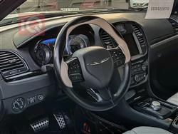 كرايسلر 300